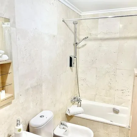 El Mirador De Poniente Parking Incluido Apartment Gijon